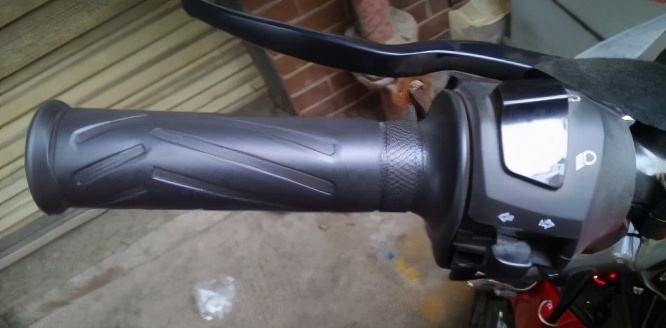 雅马哈天剑150是街车还是跑车,雅马哈万元踏板神车