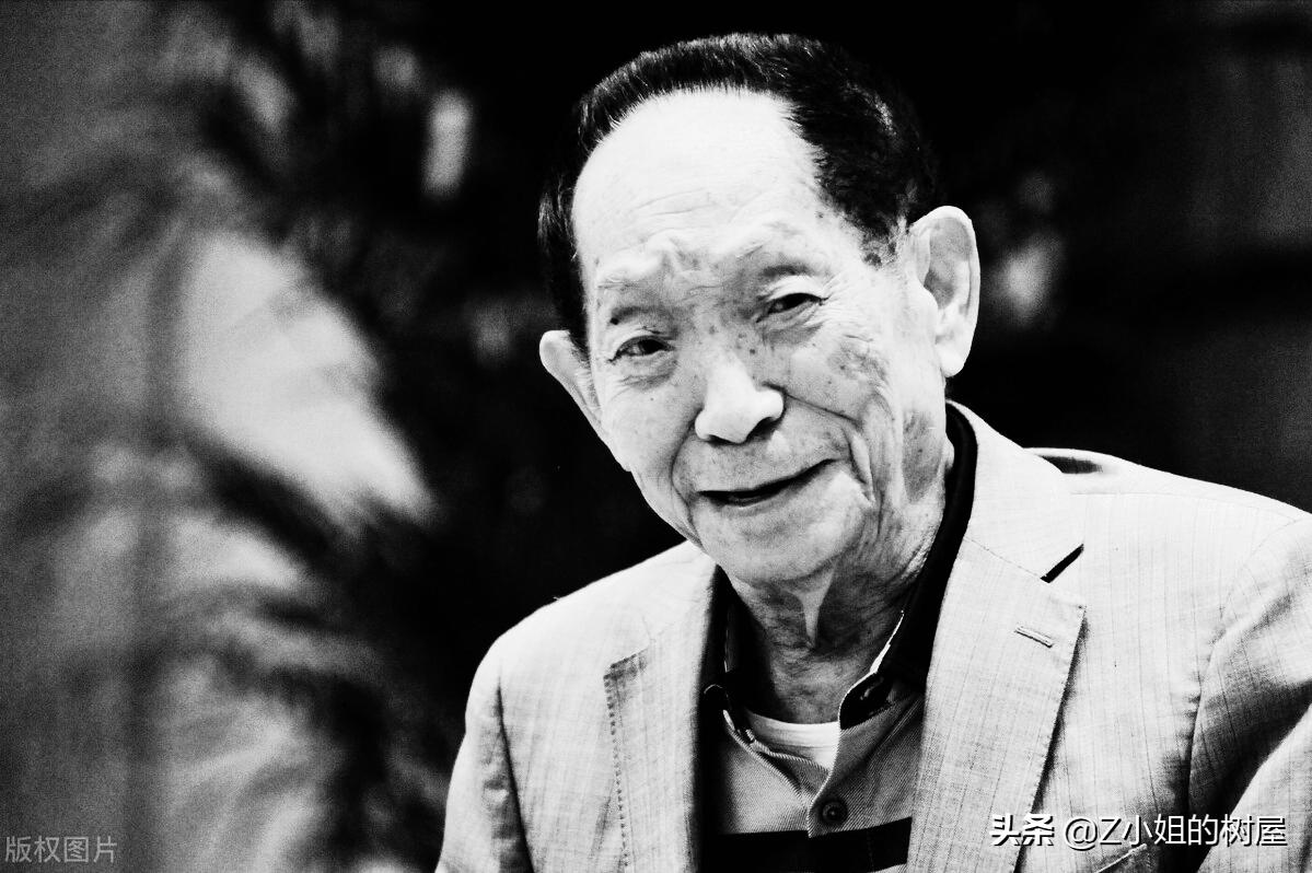 张庭直播完感动到哭的视频,张庭直播哭掉多少粉