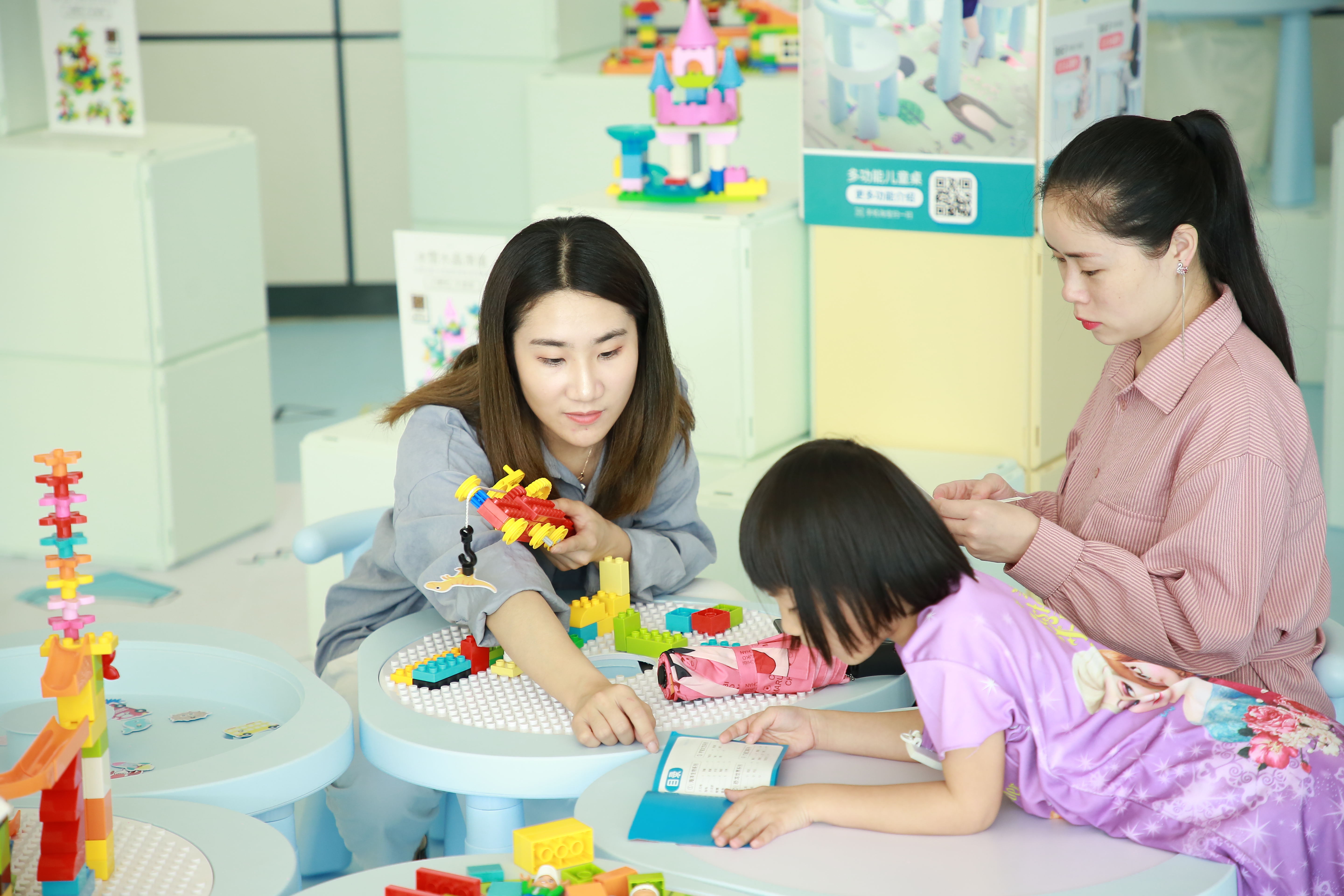 深圳设计周展馆最新消息,深圳设计周展会2023灯光展览