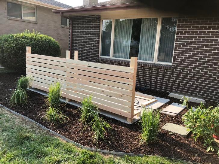 大面积圆形庭院布置,50平方院子设计有环绕院子的水景