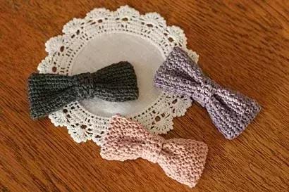 小的蝴蝶结发饰系法,小小的蝴蝶结钩织