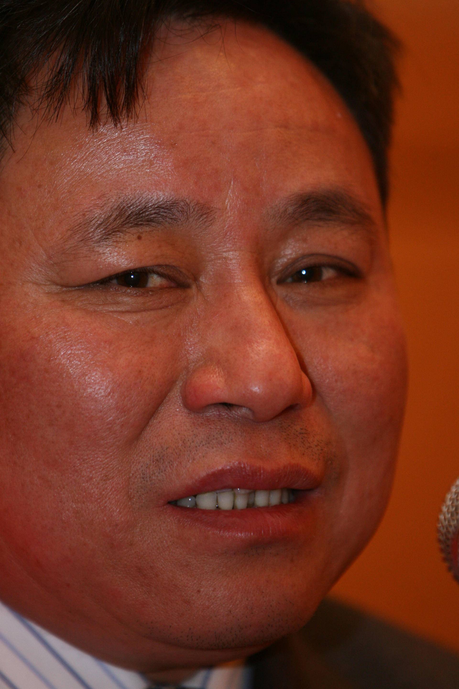 宁波首富申请破产重组,他靠3万元发家坐拥4000家公司