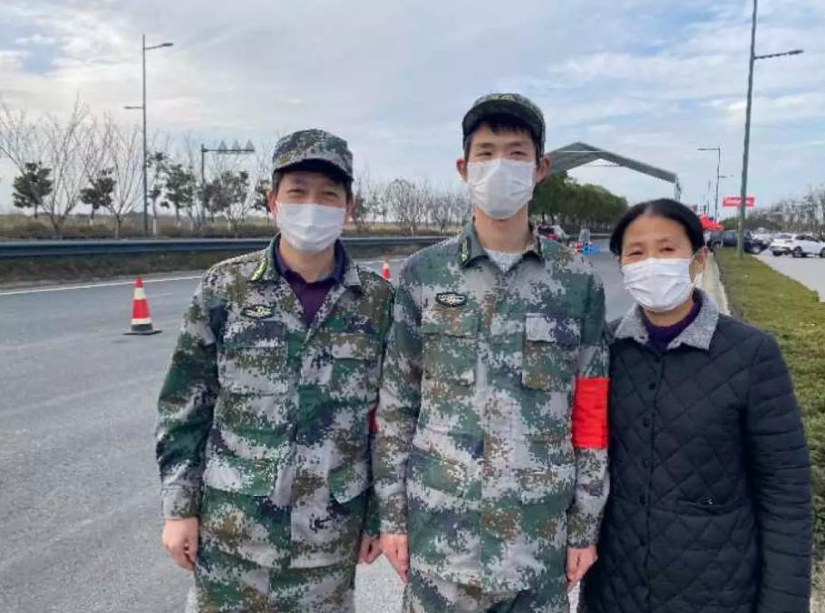 兵头将尾的视频,兵头将尾冲锋在前