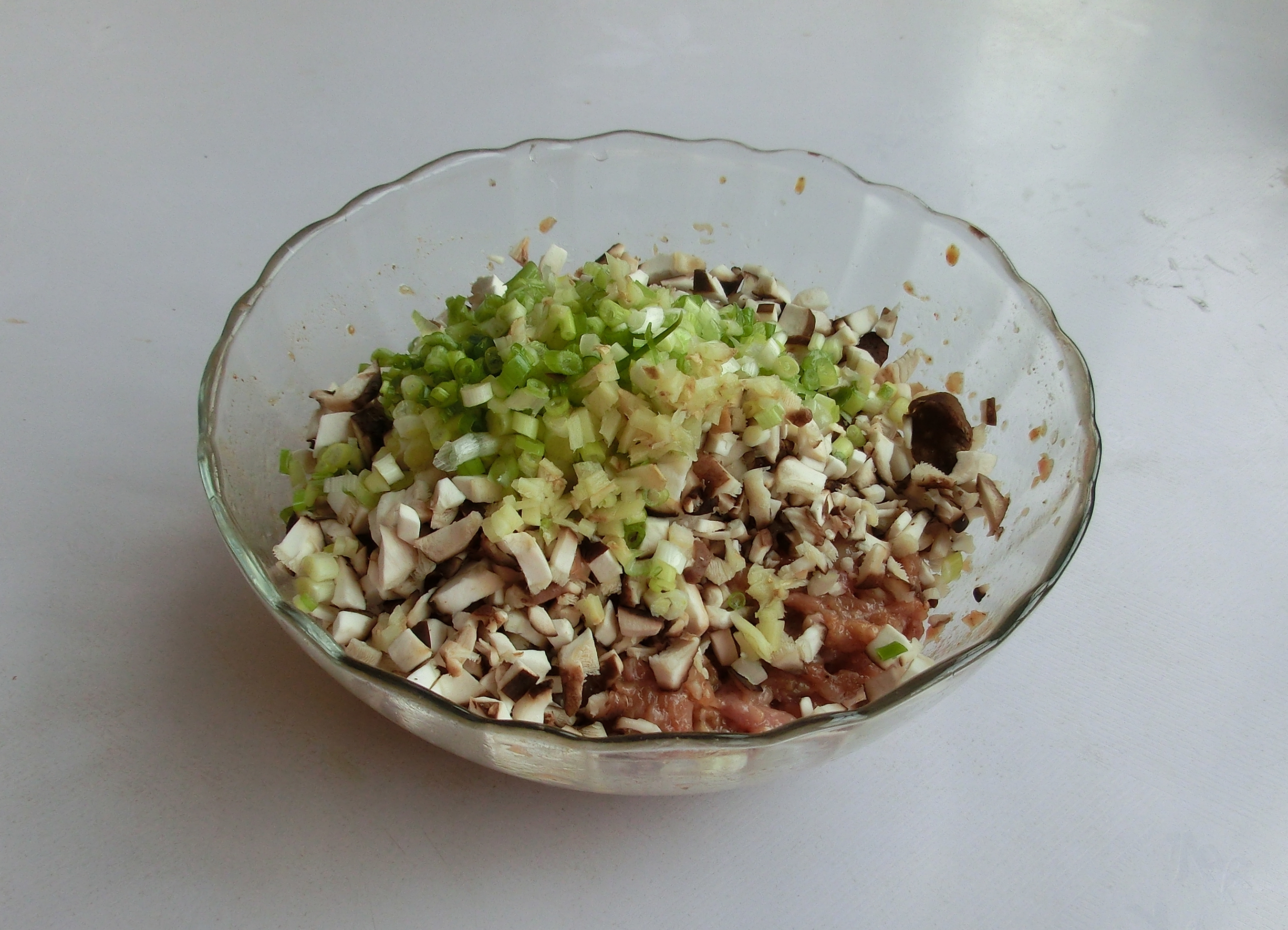 馄饨汤怎样调又鲜又香,馄饨汤怎么调好吃加虾