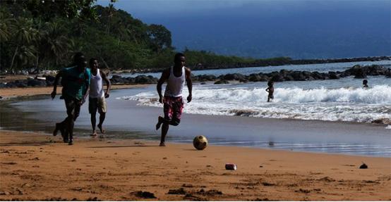 赤道几内亚和几内亚共和国,赤道几内亚南部纬度