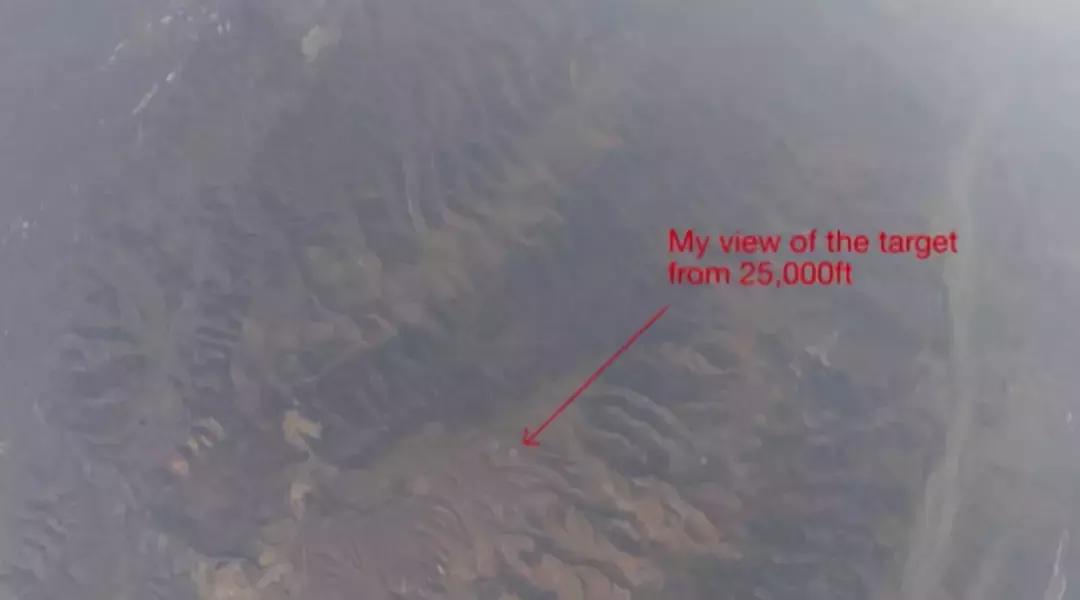 从2.5米高处跳下会怎样,2分钟从8000米高空坠落什么感觉