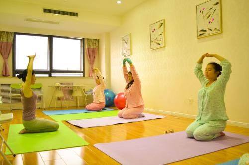 孕妇产后吃什么能快速恢复能量,孕妇产后膀胱脱垂恢复训练视频