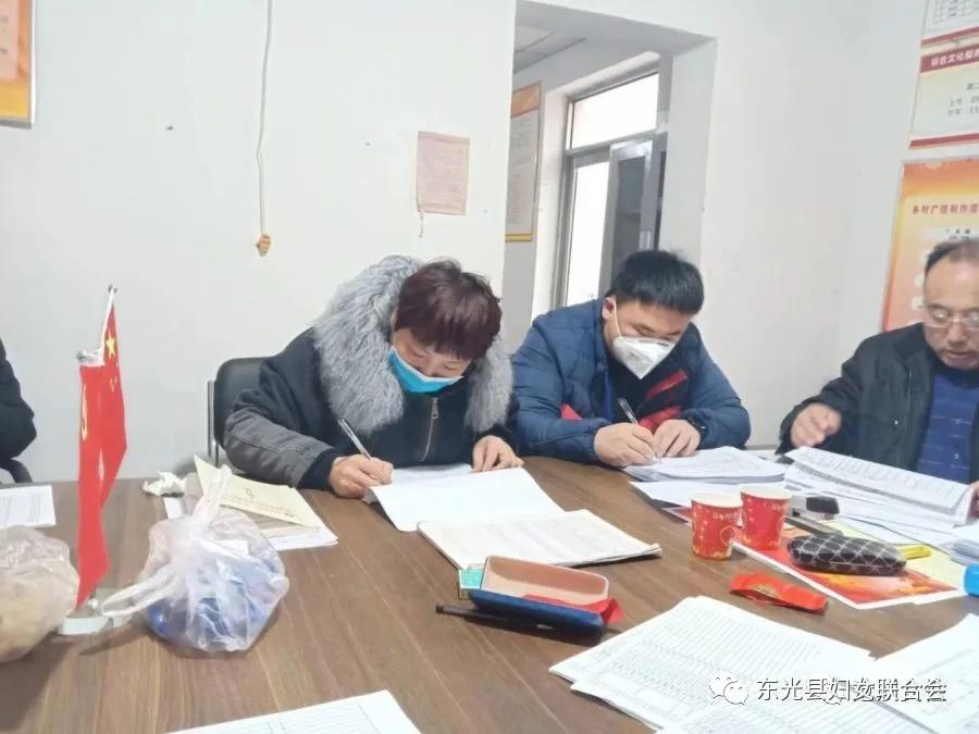 抗疫三八红旗手先进典型,抗疫一线共产党员英雄事迹简介