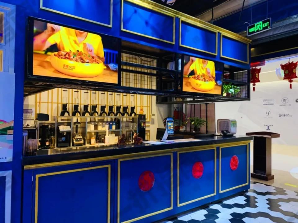 多嘴肉蟹煲餐厅设计,多嘴肉蟹煲点评