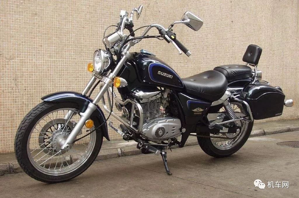 铃木这么“魁梧”的太子巡航车，没想到是这么个排量