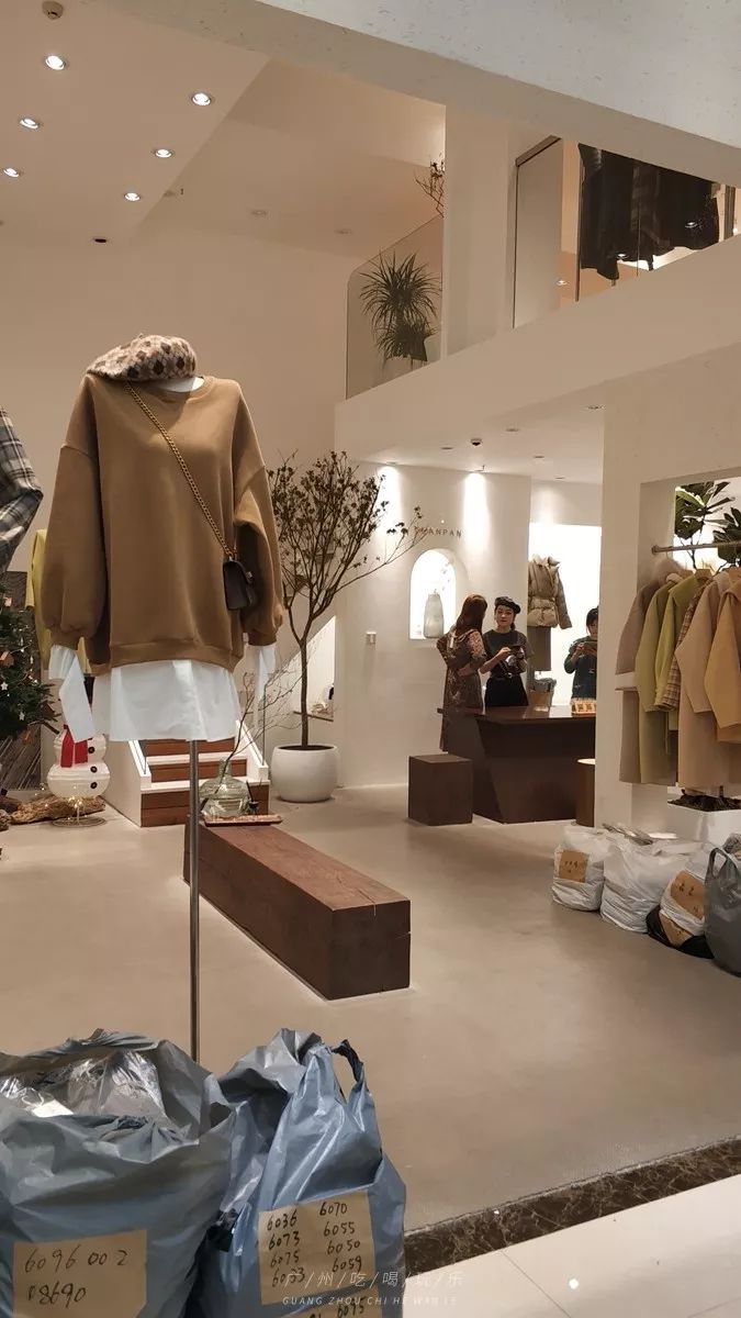 韩国东大门服装在哪里买,韩国东大门服装批发市场地铁