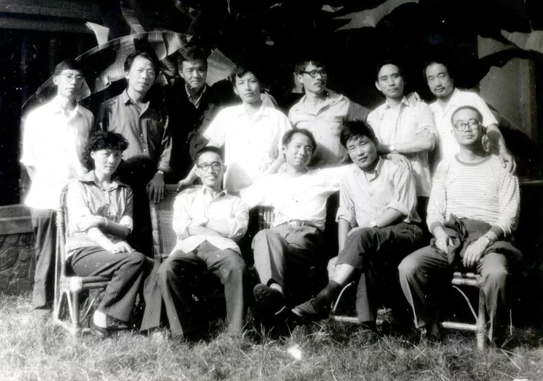 一生要走多少路才是终点,成功的人往往都不成功易中天