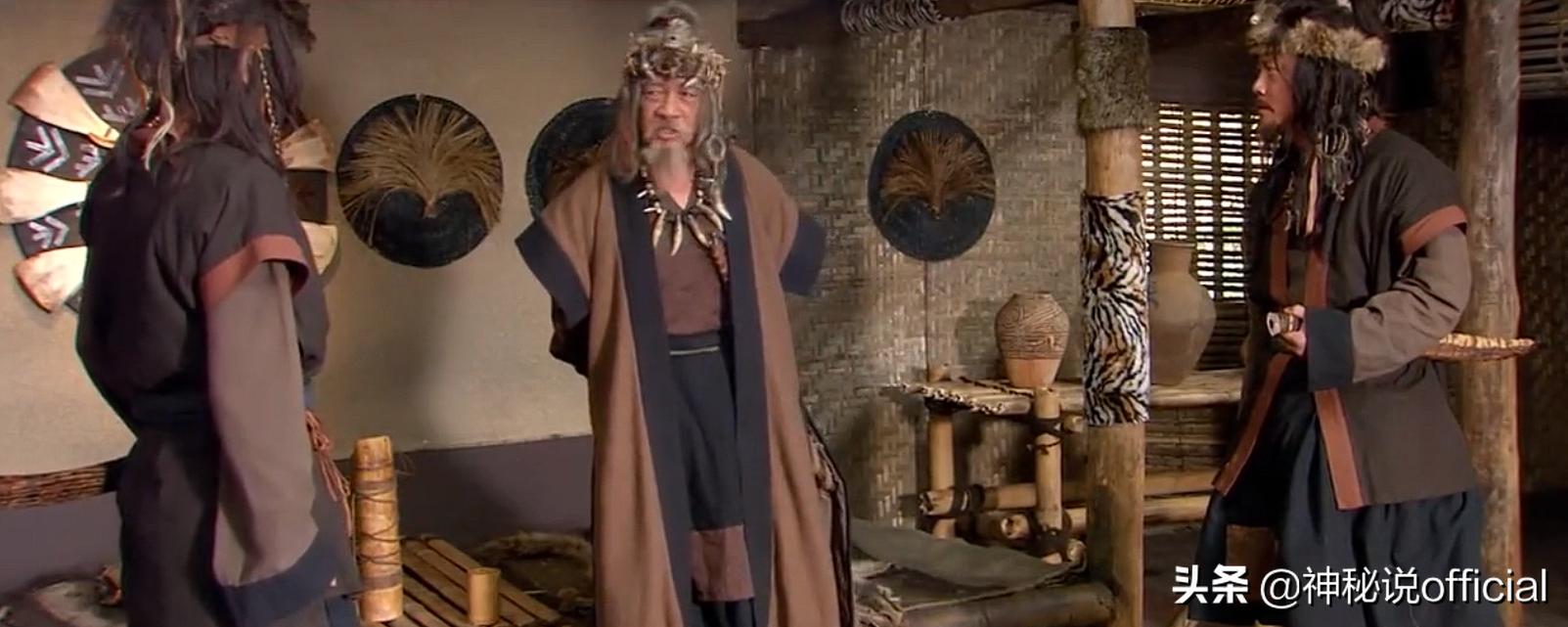 考古挖掘石器时代古墓,史前古墓出土文物