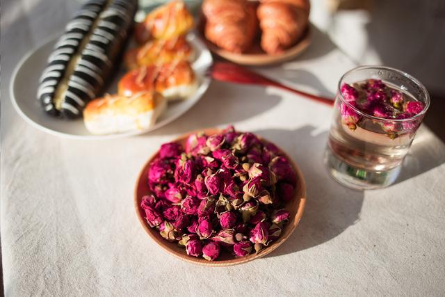 熬夜斑多用什么护肤品,熬夜脸上长斑用什么品牌护肤品