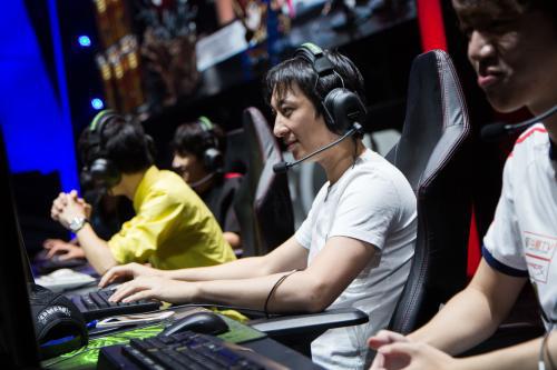 官媒批评王思聪,官媒点名批评王思聪