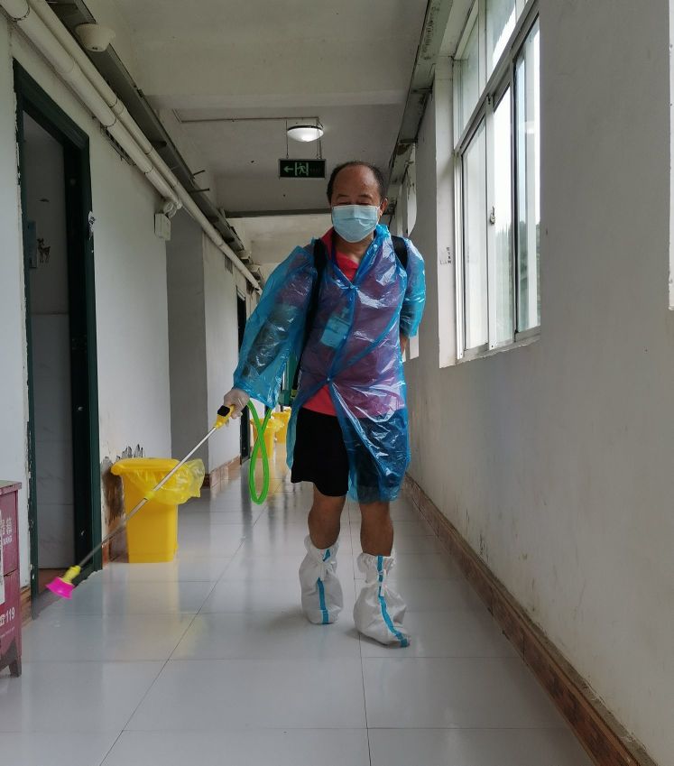 奋战疫情一线的医护们,抗击疫情奋战一线医护