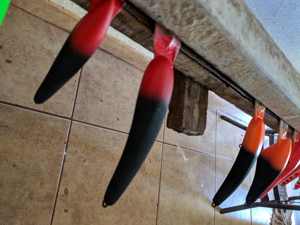 高手果然在民间，牛人不舍得买路亚鱼饵竟自己做，这手艺绝了