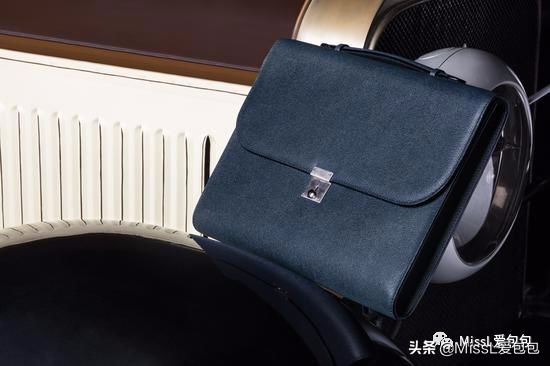 给大家推荐一款什么样的男士包,适合父亲的男士包