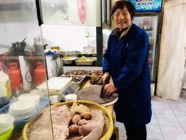 宁波哪里有吃正宗牛肉面的地方,宁波顶流商圈