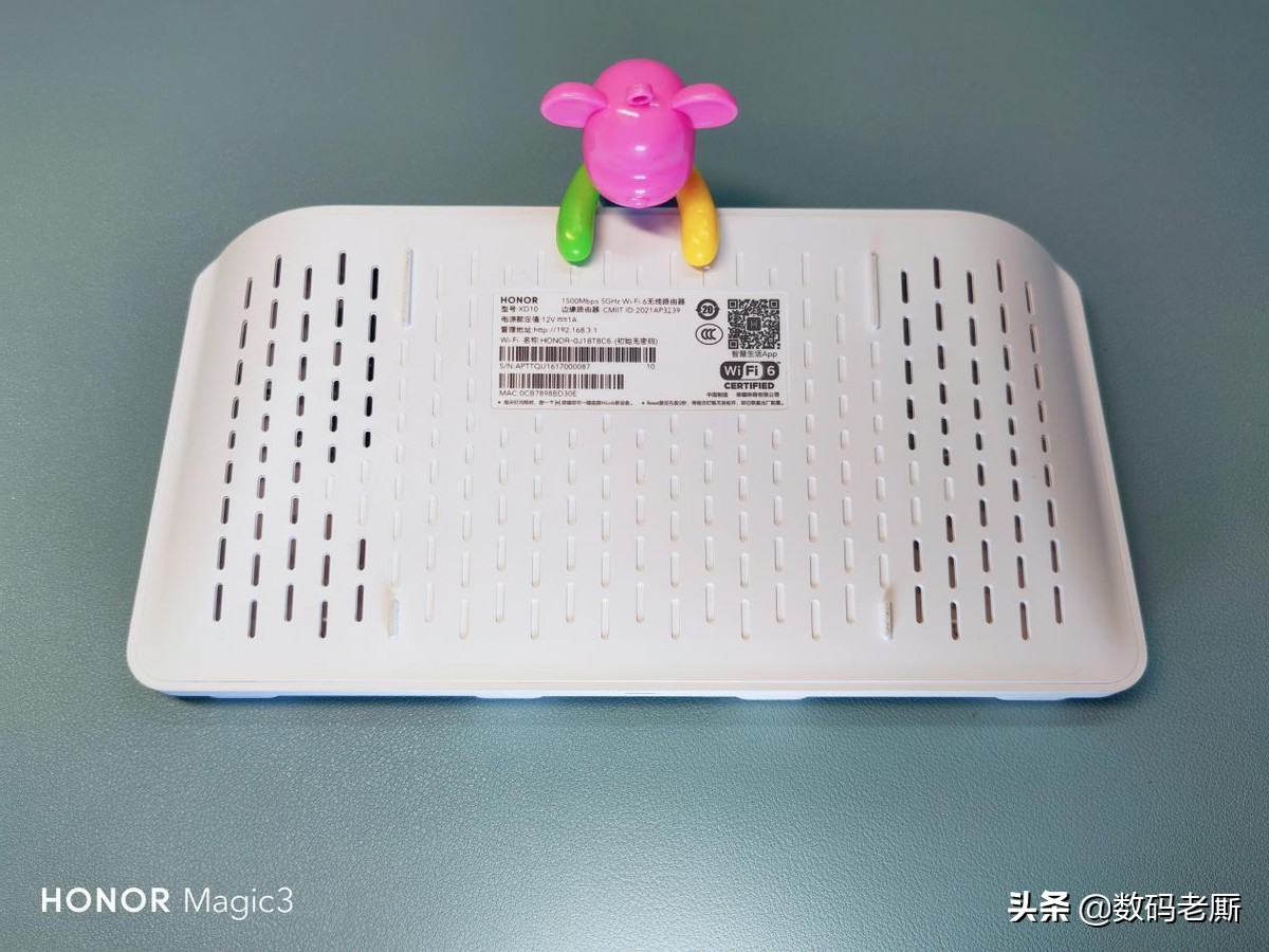 百兆带宽WiFi6路由无用?换上荣耀路由3SE后,后悔换的太晚了