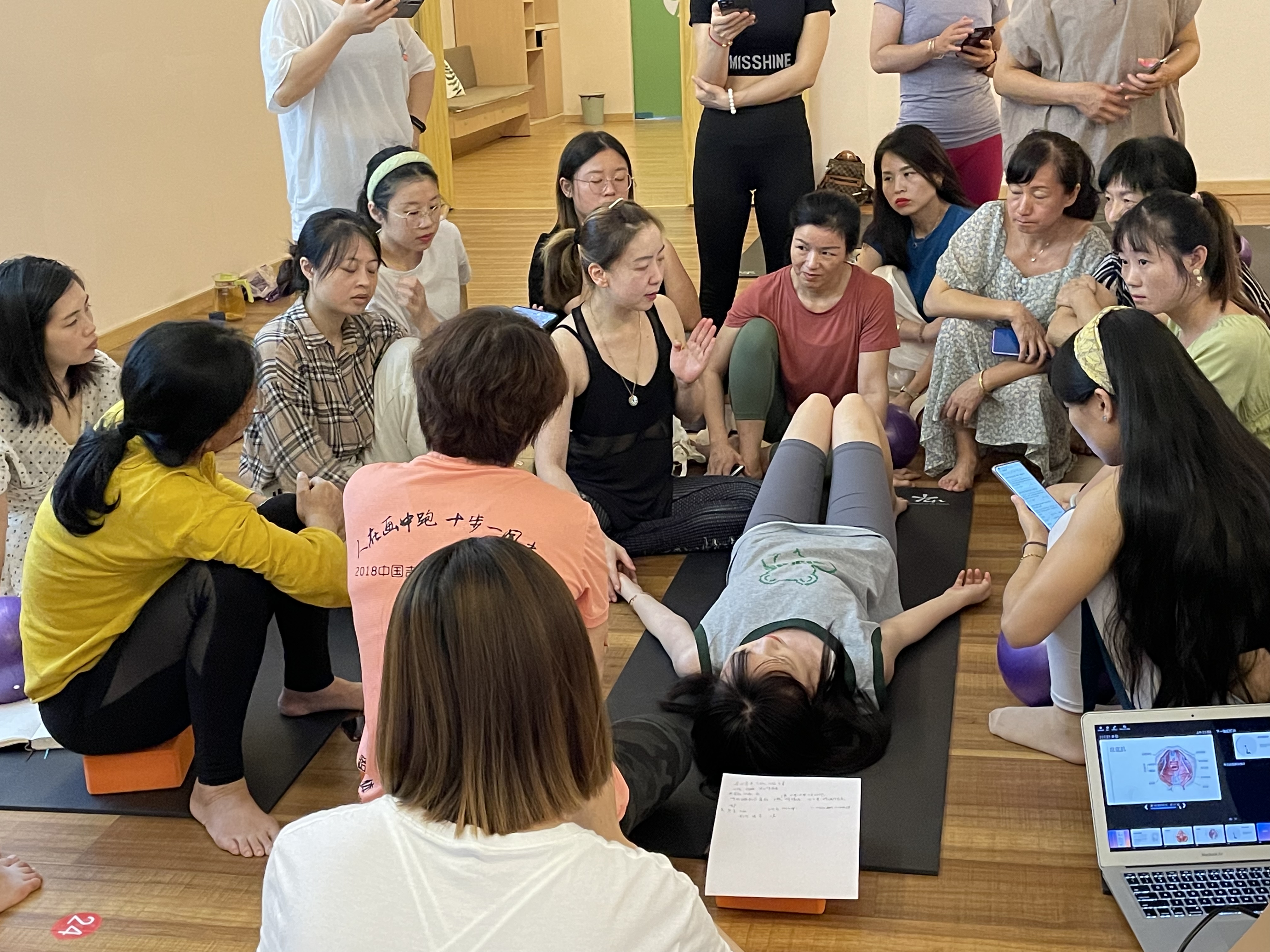 瑜伽教培应该学哪些课程,瑜伽教培课和瑜伽课的区别