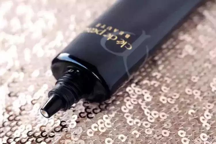 cpb长管隔离与香缇卡隔离哪个好用,cpb长管隔离新年款适合什么肤质