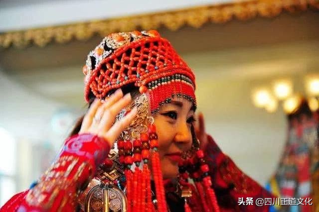 少数民族的饰品有什么,民族特色首饰