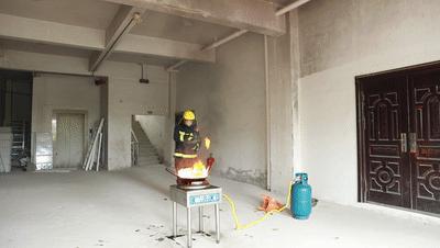 油锅起火倒凉油正确吗,油锅起火倒入凉油会怎样