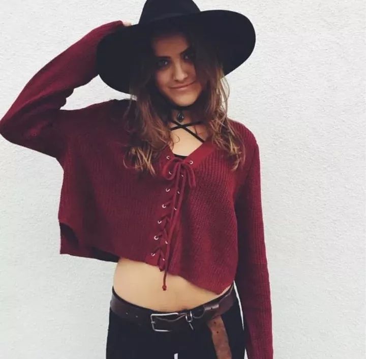 loewe衣服西班牙价格,loewe标志的衣服