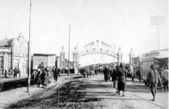 历史老照片1935年的辽宁沈阳,老照片镜头下1983年沈阳