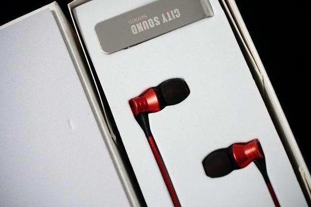 厉害！这个上海宁做的一副耳机，竟然……让手机提升了N倍的音质