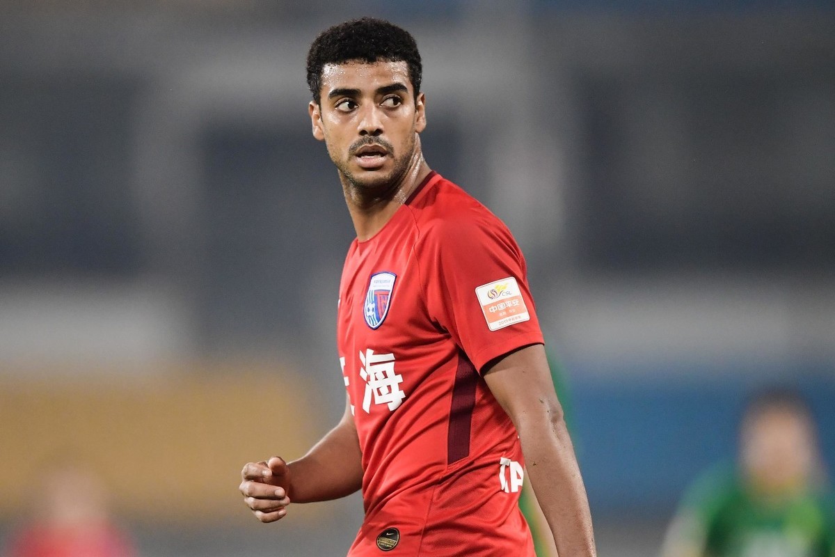 中超诞生最强进攻四叉戟!国安迎争冠最强拼图,恒大也算明亏暗赚