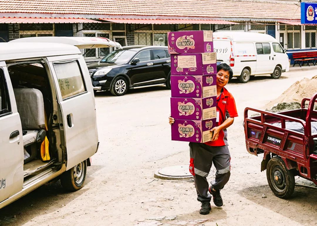 物流24小时|24小时达带来县乡生活新变：从不敢相信到习以为常