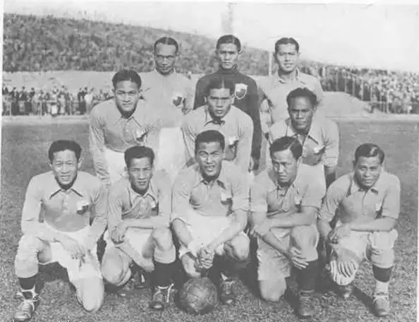 世界第一个球王是谁,中国足球世界第一是哪个时期