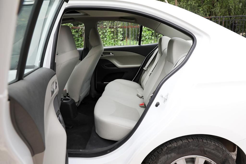 2万块钱手动挡练手车,预算2万的二手车练手