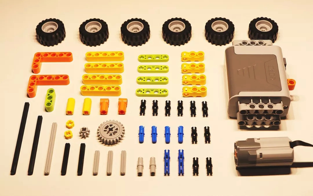 乐高编程机器人课程 (乐高编程机器人讲解教程)