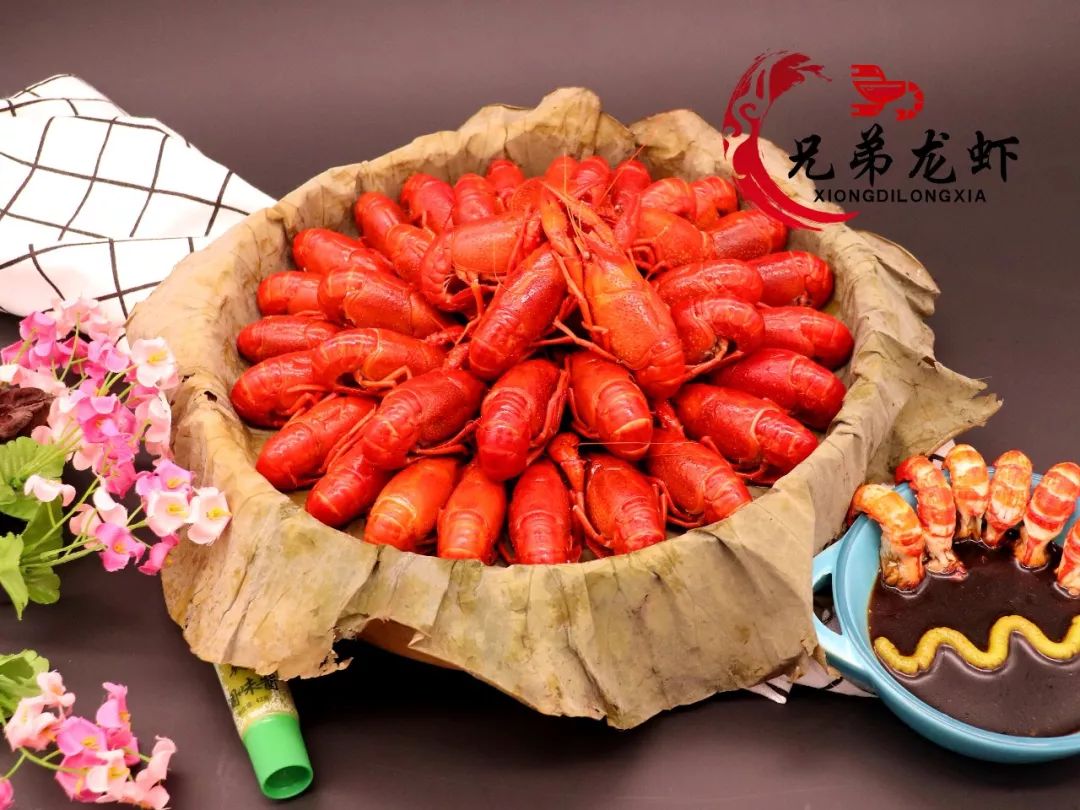 好兄弟夏天就要吃龙虾喝啤酒！南京兄弟龙虾口味绝了~3人仅79元！