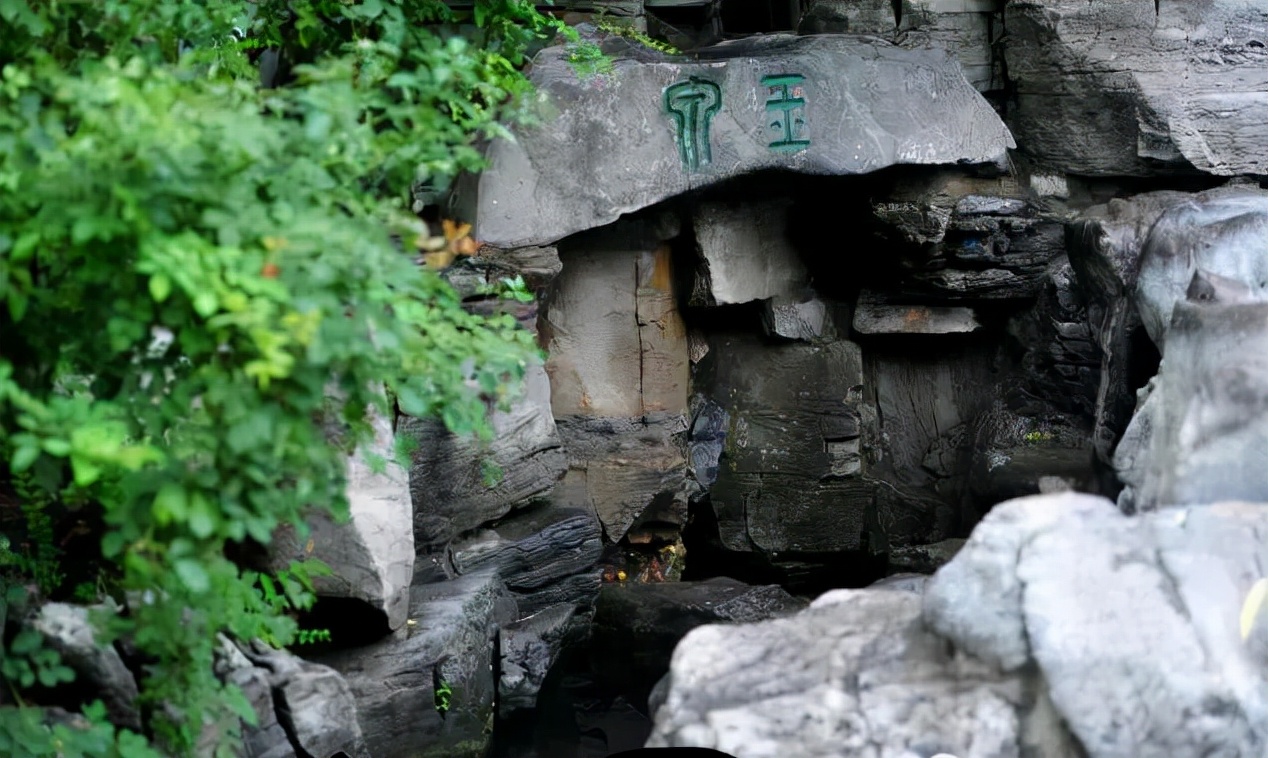 济南七十二名泉之水帘泉,济南七十二名泉之晓露泉在哪里