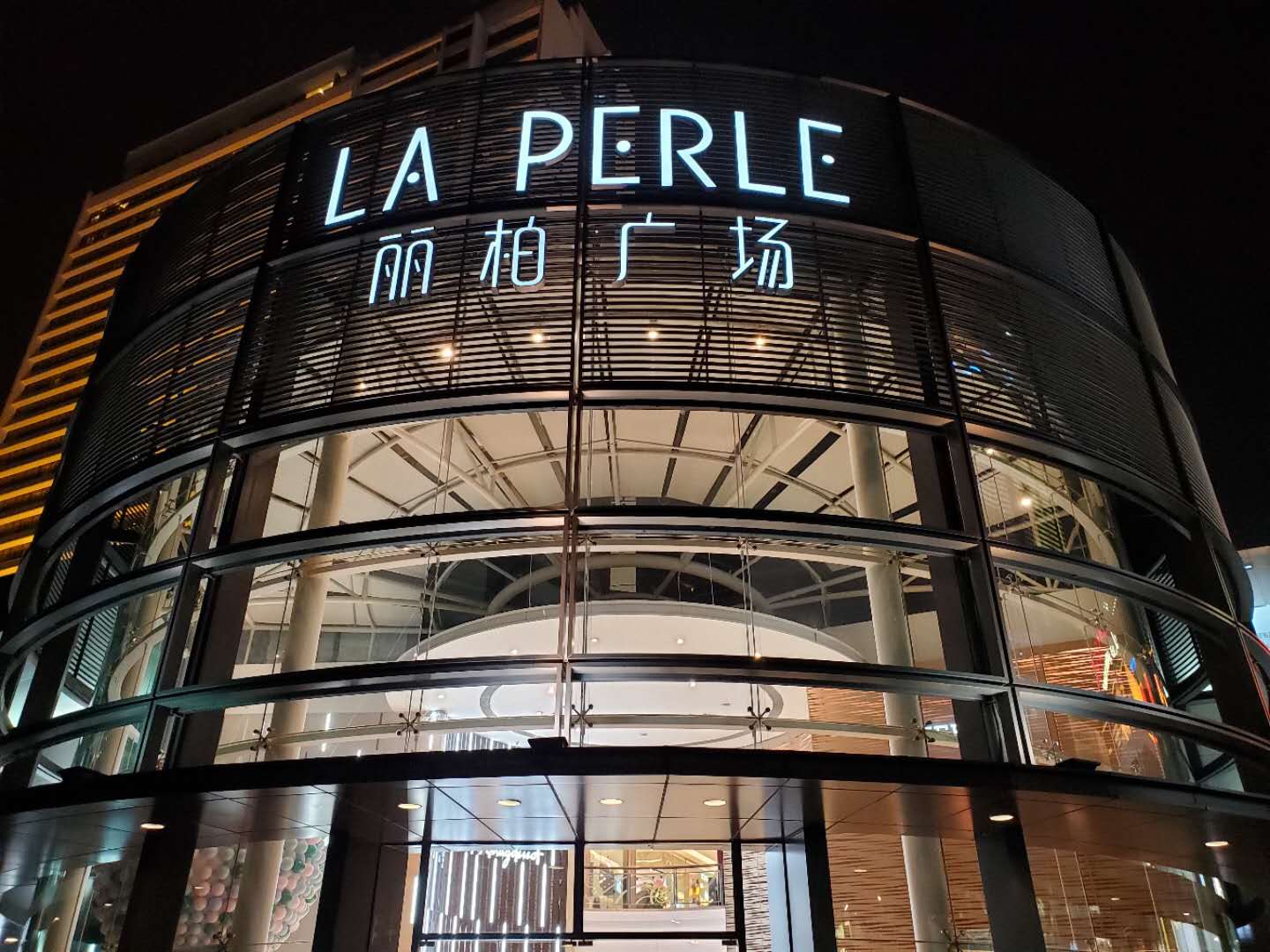 小屏手机三星s10e,三星s10e日常使用顺畅吗