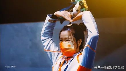 一剑光寒定九州完整版,一剑光寒定九州翻译