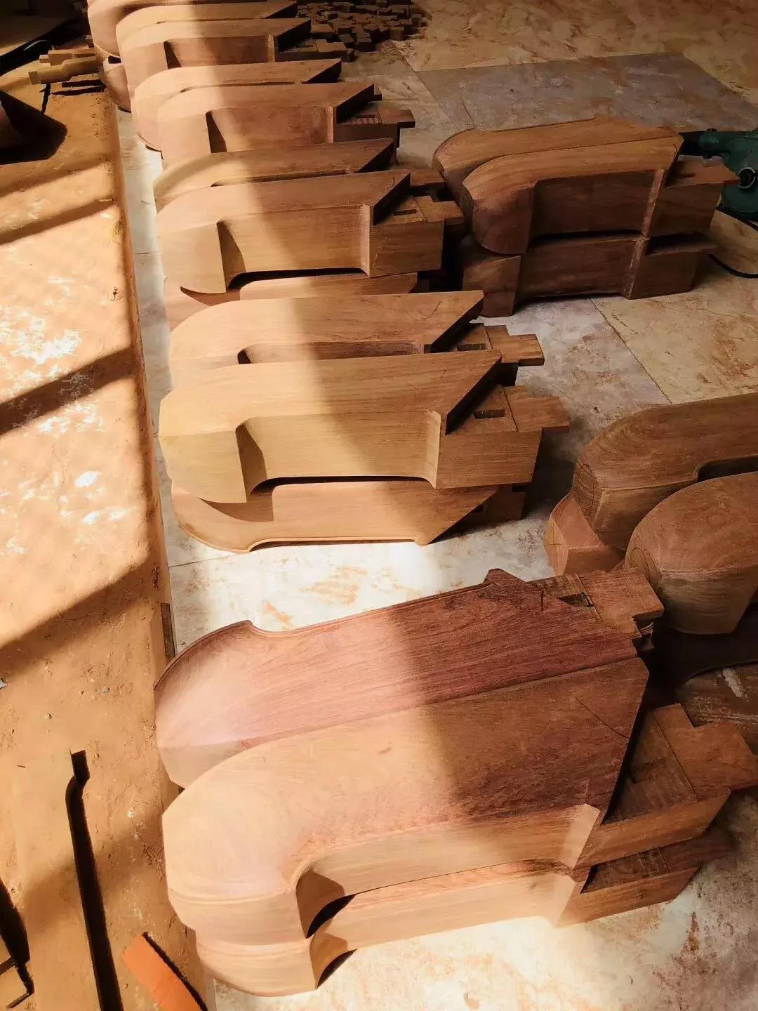 缅甸花梨木材质有什么好处,如何让缅甸花梨家具散发金色荧光