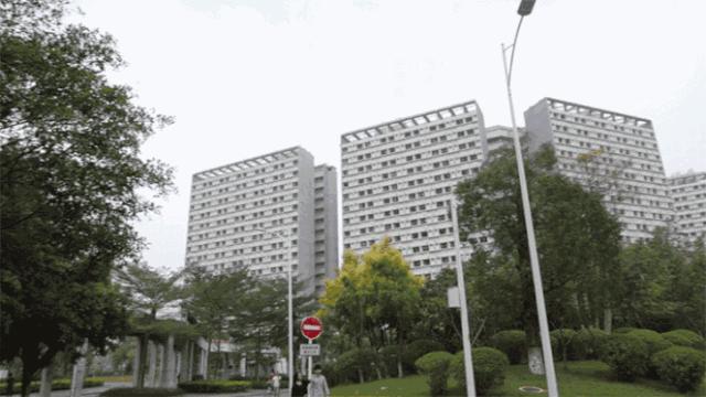 深圳有个建在“空中”的大学，拍照美到爆！