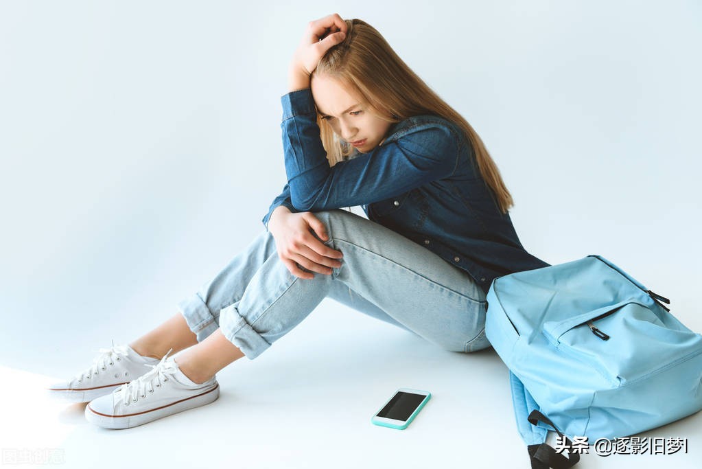 偏执型人格障碍自卑吗,偏执型人格倾向夸张吗