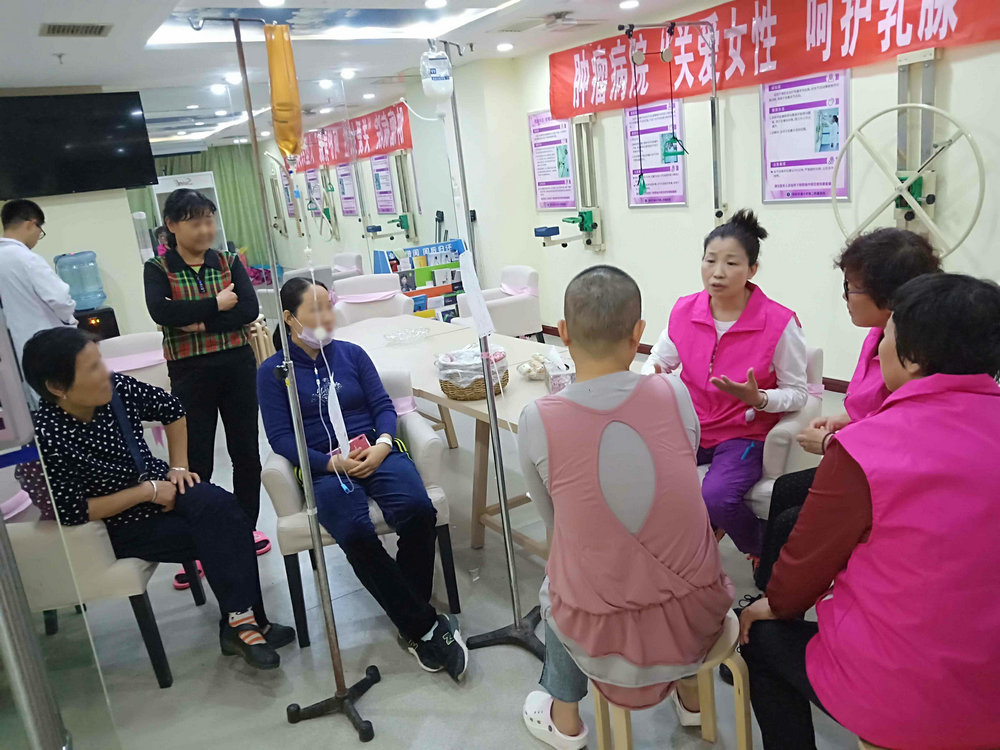 为了“尊严生存”,她24岁,告别男友,重建乳房