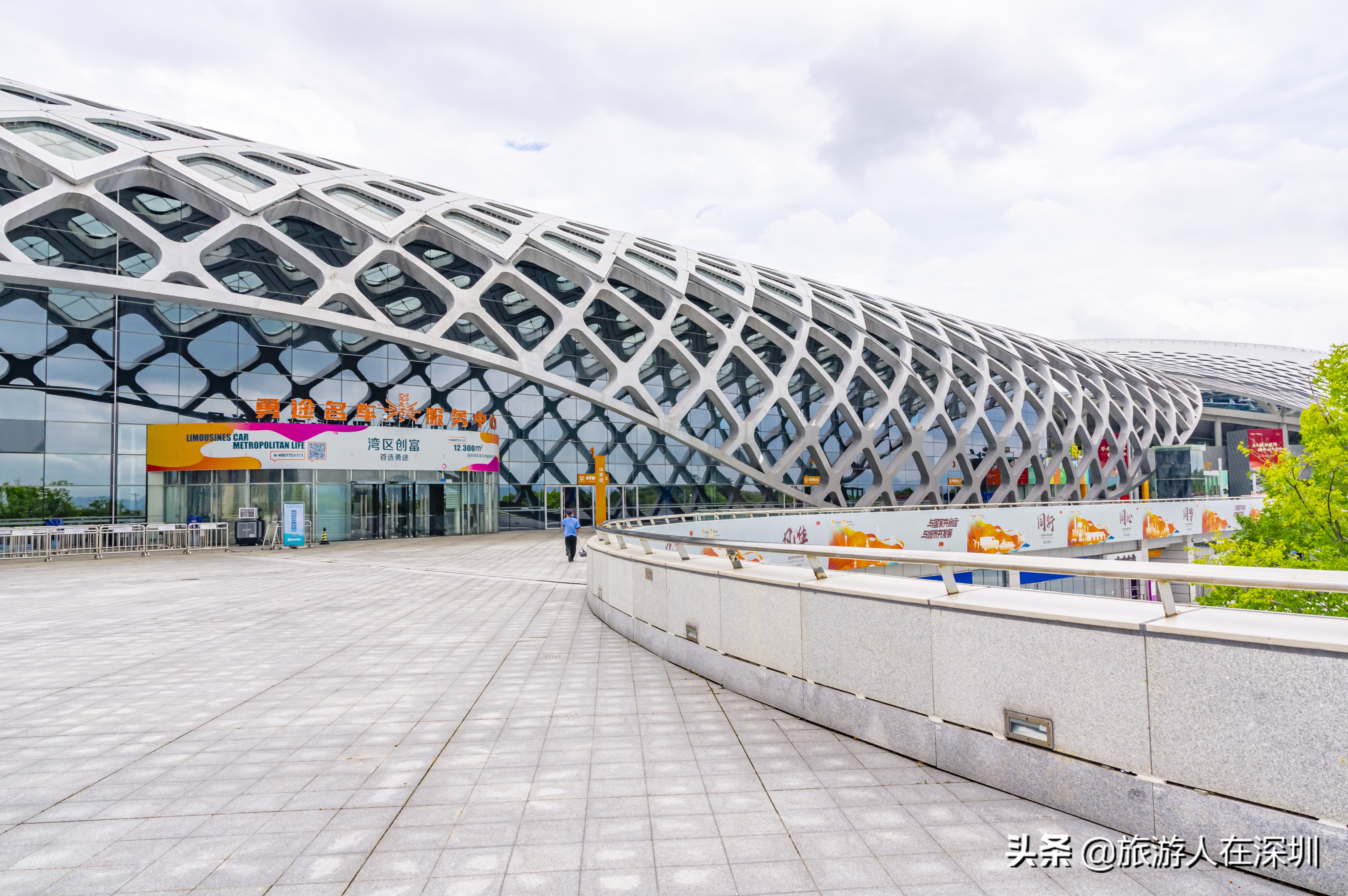 深圳湾体育中心平面图,深圳湾体育中心像什么