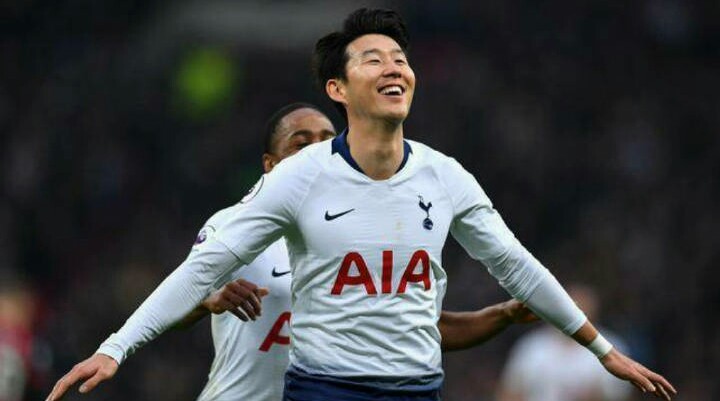 别人家的7号！韩国7号进球+中柱，率队2-1击败J罗的哥伦比亚