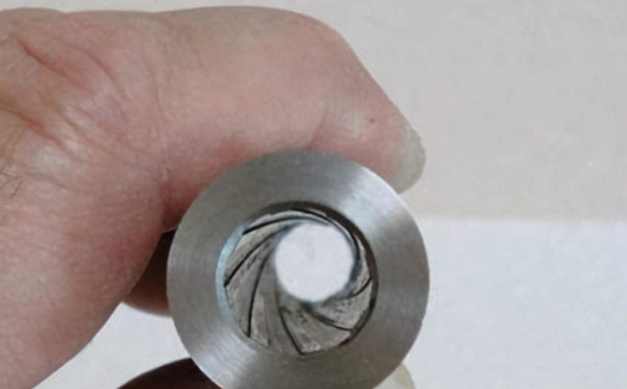 在美国m24狙击步枪有几种,美国m24栓动狙击步枪有效射程