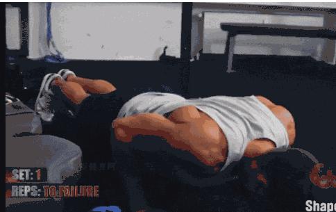 男人胸肌胀起来,男人胸肌撑起西装