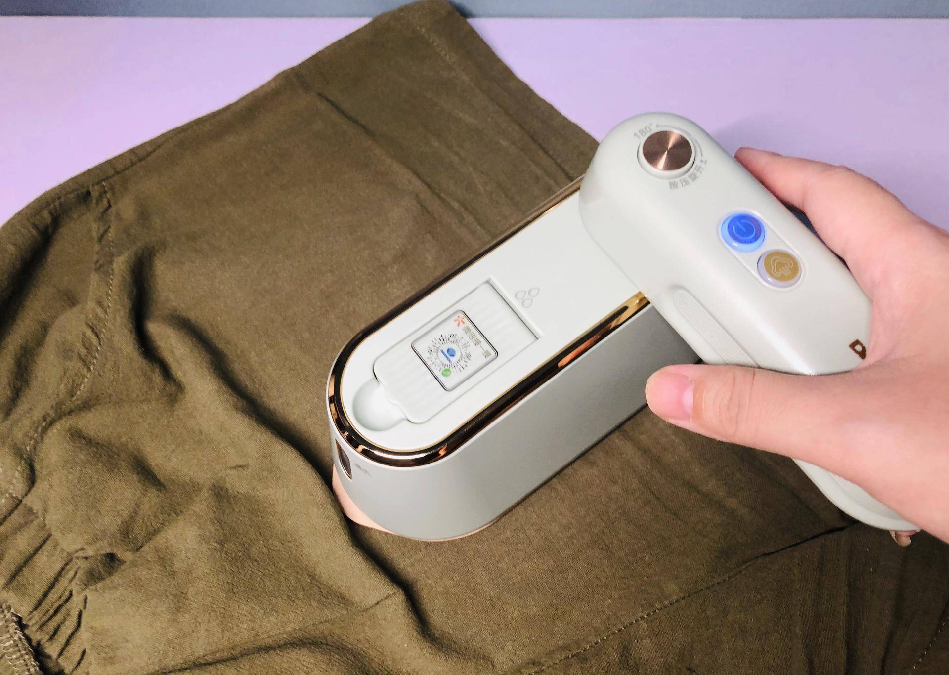 韩国大宇熨斗官方旗舰店,韩国大宇手持挂烫机熨烫使用方法