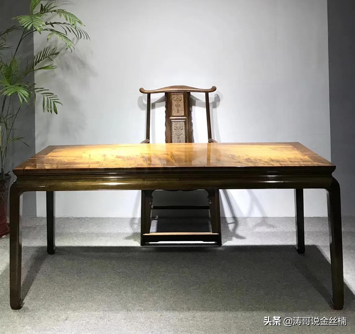 这是一根埋藏了6150年的木头